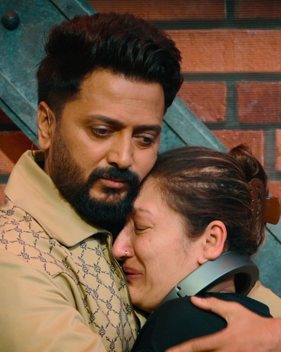 veeni_bhatt's tweet photo. A genuine personality can make even simple conversations memorable.
That kind of presence deserves another opportunity on screen.
#BringbackSunitaInLockUpp https://t.co/9R19Vh2YcW