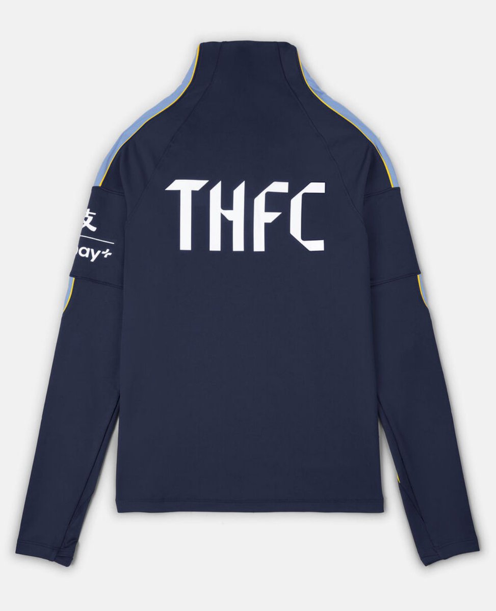 SpursArmyTweets's tweet photo. #thfc have released their training wear for the 2026/27 season, featuring a navy blue base colour, with light blue and yellow trims. 👔

💰 The short-sleeve training top costs £50, the jumper costs £70.

Both feature ‘THFC’ on the back and do NOT come with the Betano sponsor. https://t.co/IhJiJTNqrZ