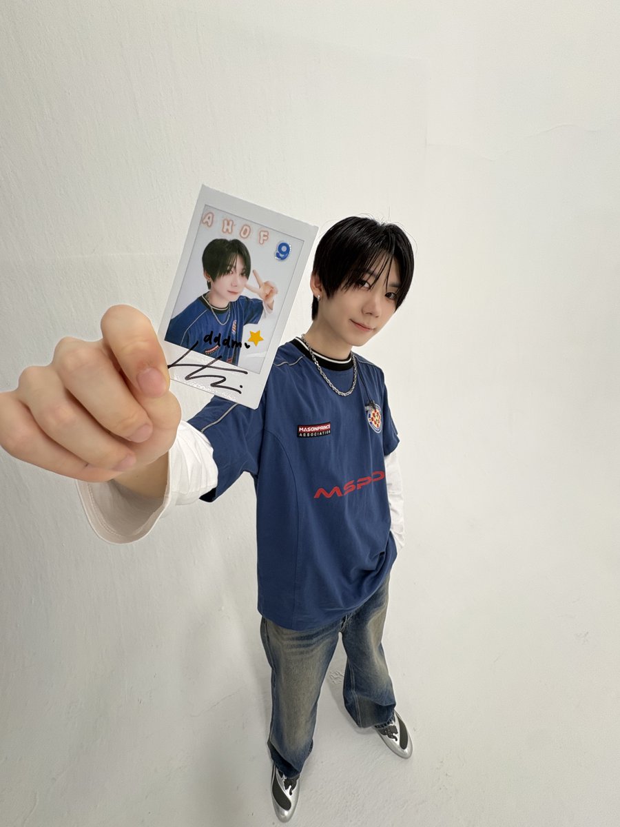 dddm_official's tweet photo. @AHOF_official https://t.co/doVUtBuauO