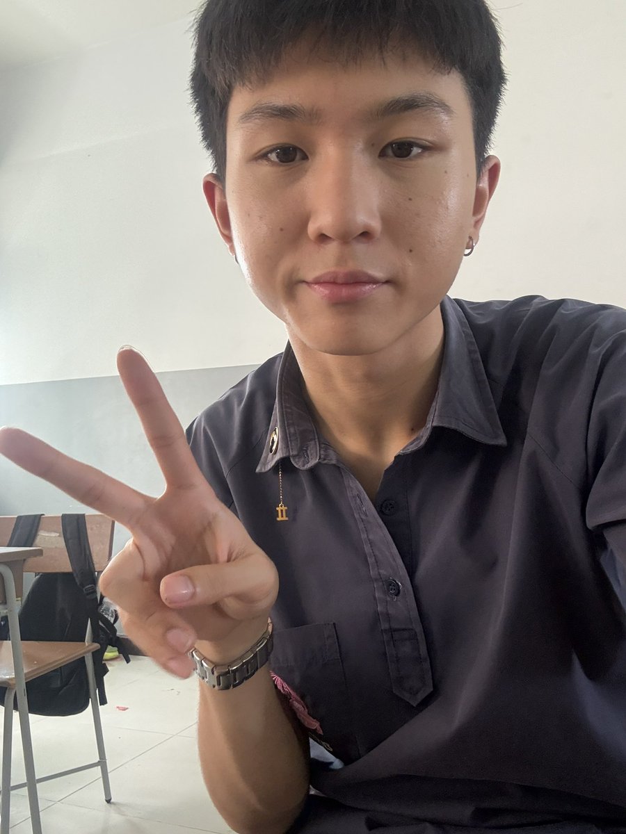 Krisana_pp's tweet photo. เพิ่งตื่นจากโดน วินนี่ ฟาดเคราะห์ค้าบบ 🩹🩹
#krisana_pp #ProjectAlphaNewClan https://t.co/JqJuXdUoJN