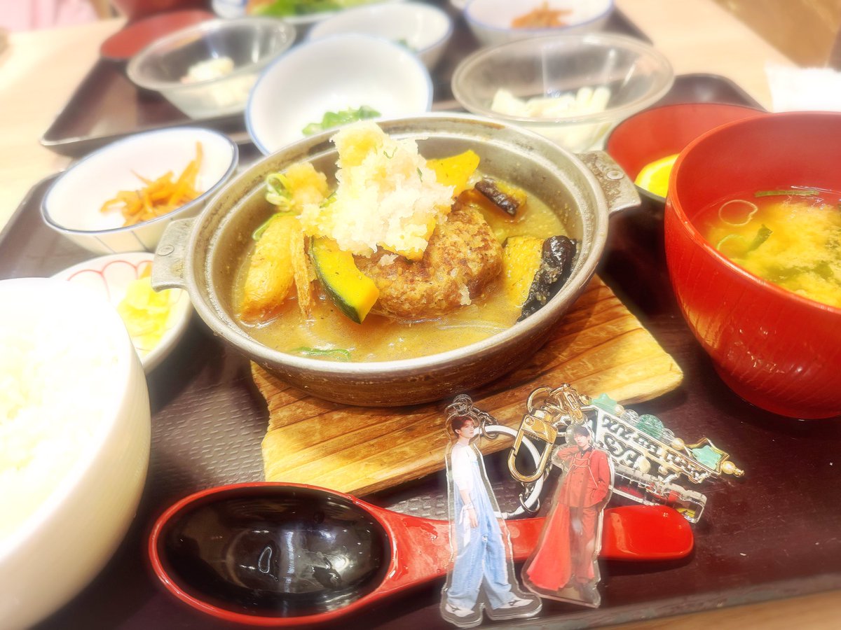ssk__ymj's tweet photo. 掛け持ち先の怒涛の3日間がようやくおわった👼🏻🎶み！の話もたくさん出来てたのしかった〜🫶 https://t.co/gn8cep0dAf
