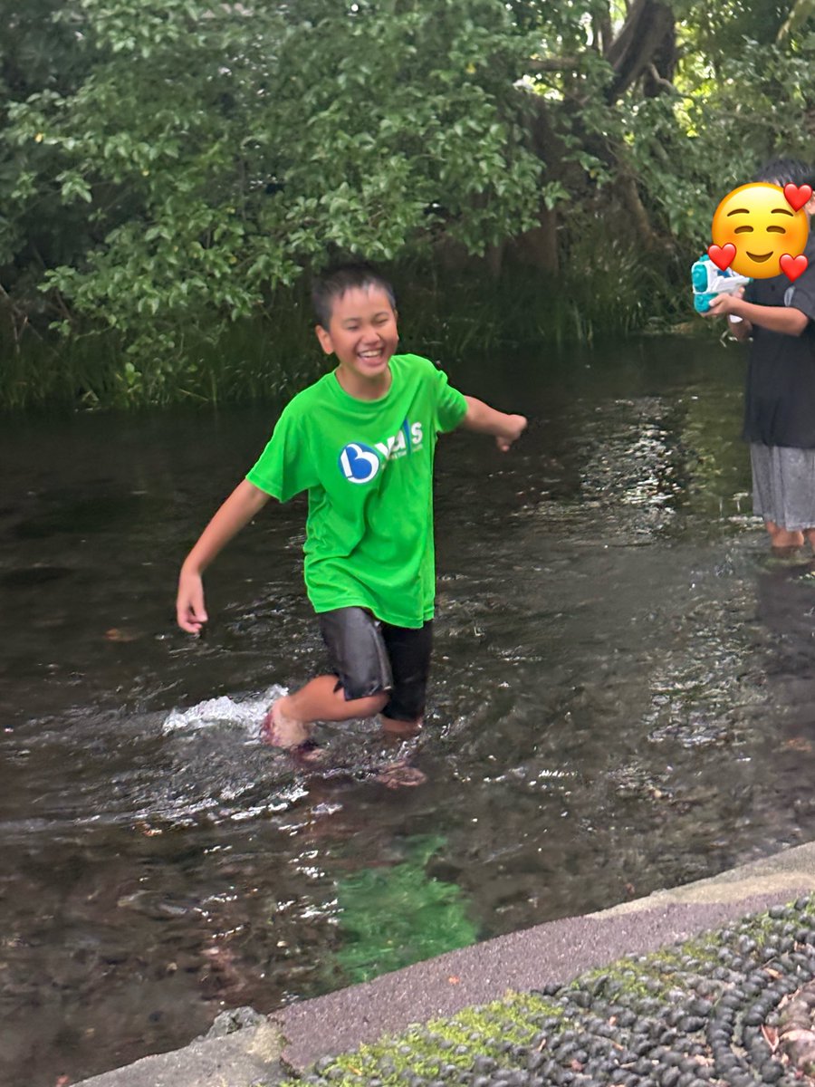 tasbooo's tweet photo. 楽しいと聞いていたトイス夏恒例
水遊び💙🩵
早速全力で遊んできた🤣✨ https://t.co/C9O4dRz0Un