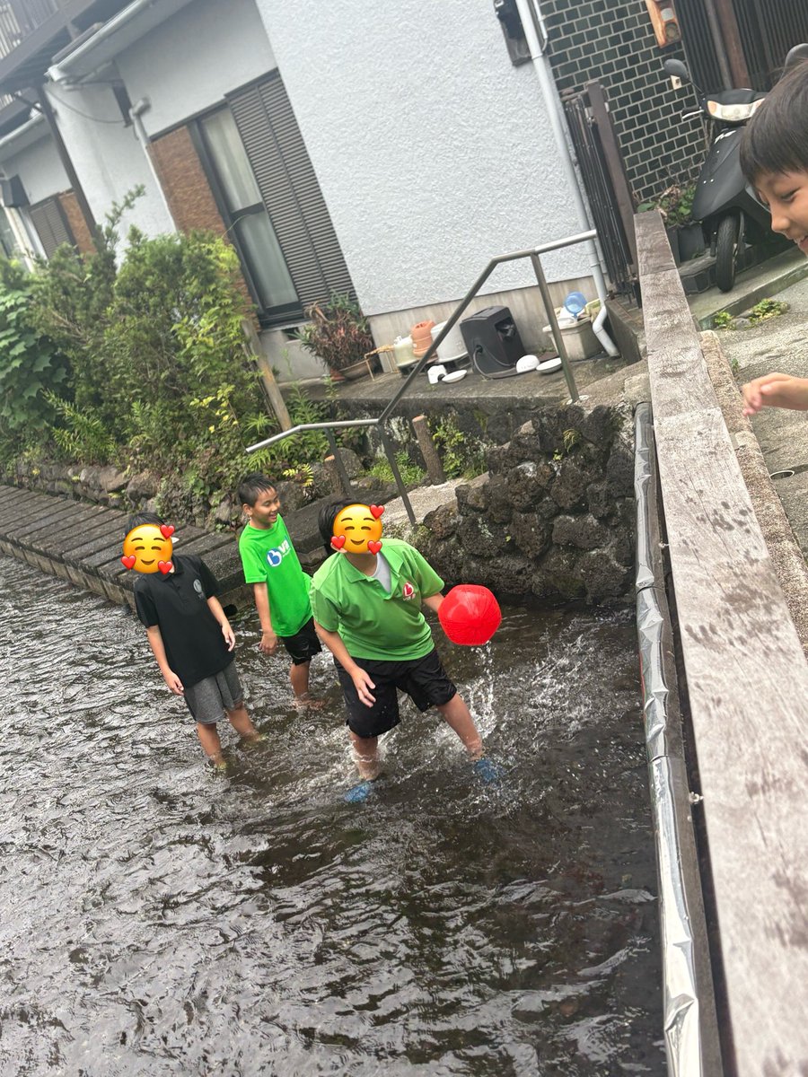 tasbooo's tweet photo. 楽しいと聞いていたトイス夏恒例
水遊び💙🩵
早速全力で遊んできた🤣✨ https://t.co/C9O4dRz0Un