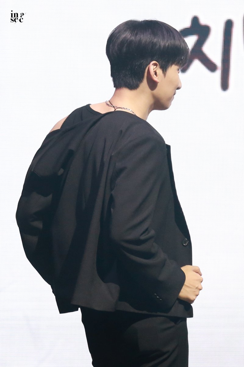 100ofsecond's tweet photo. 260711 Some-mer Wave 팬미팅 낮공
혁아 수고했다ㅋㅋㅋㅋ멋지다 @HSangHyuk 
#혁 #한상혁 #HYUK #빅스 #VIXX https://t.co/YeJT2euslR