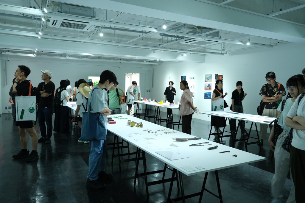 scd_opencampus's tweet photo. 2026年基礎デザイン学科オープンキャンパスにご来場いただいた皆様、ありがとうございました！

現地のオープンキャンパスは昨日終了しましたが、SNSには対談動画や学生作品などがたくさんアップされています。ぜひご覧ください。 https://t.co/otTKLVE2R0