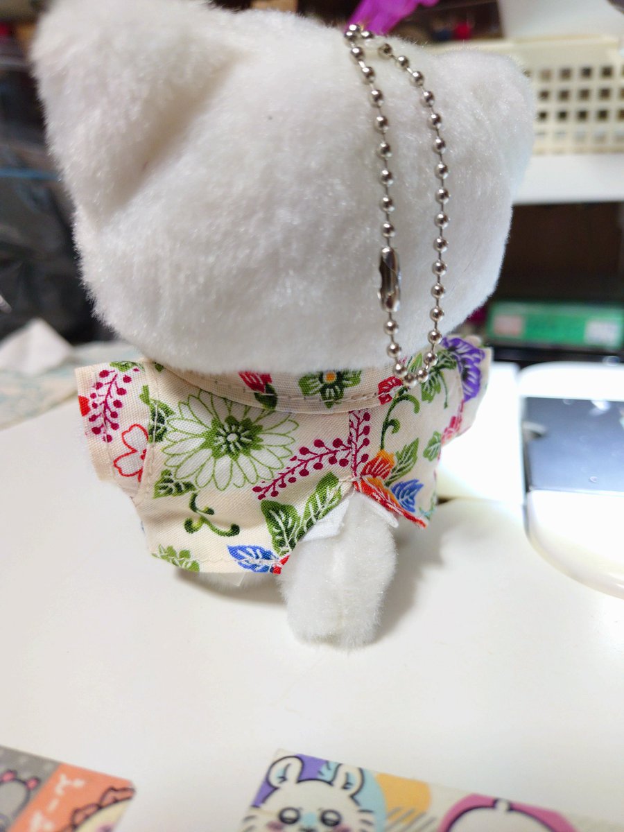 rinmigo's tweet photo. よし！！！大体の型紙はできてきた！！
後ろのスリットもいい感じ✨️ https://t.co/5jMHgeB6x3