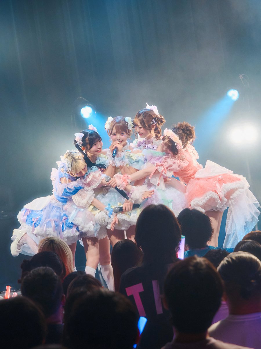 onephony_'s tweet photo. 5人最後の単独公演⟡.·

#Onephony https://t.co/OfMN5Aukuu