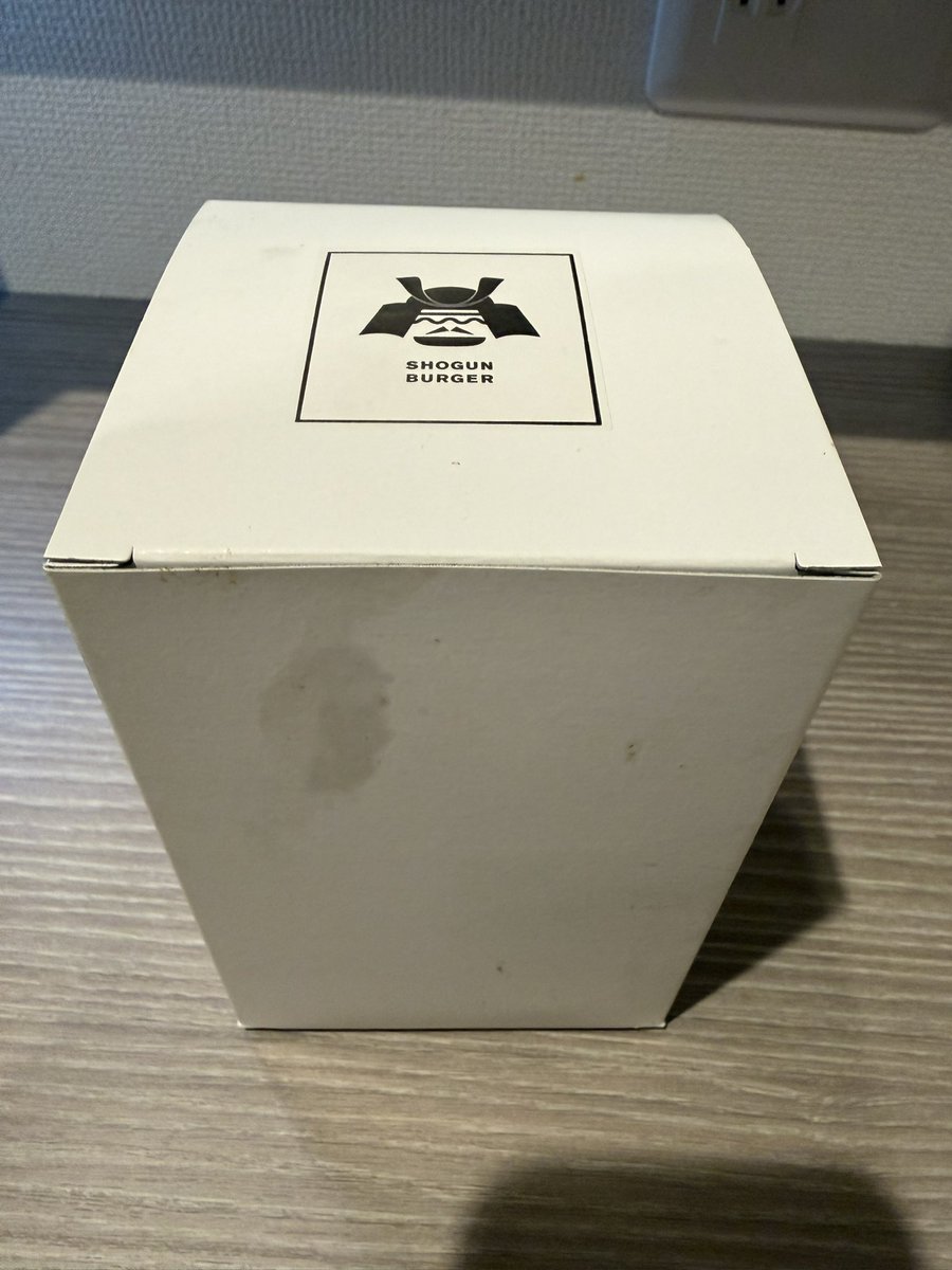 G_Hoo6's tweet photo. 肉の姫がいつぞや紹介していた店の極上なトリプルチーズバーガー(単品4k)

厚さはトリプルモスに近い、なんじゃその価格と思う人は公式サイト見れば頷けるかと https://t.co/FiXNgsZKg2