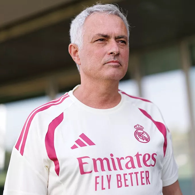 MadridXtra's tweet photo. 🚨 Real Madrid players expected return date for preseason:

• Arda Güler - July 17
• Fede Valverde - July 18
• Rüdiger, Dumfries - July 21
• Vinicius, Endrick - July 27
• Bernardo Silva - July 28
• Brahim - July 31 
• Courtois - August 1
• Konaté, Kylian Mbappé, Tchouaméni, Cucurella, Jude Bellingham - August 5-10

@diarioas