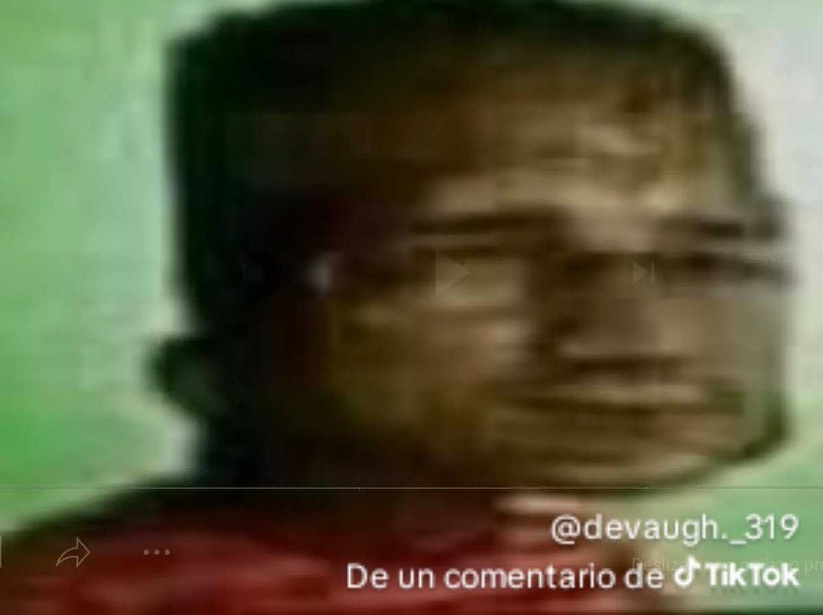 LucyDeoz_'s tweet photo. Algún #RealNigga que me pueda prestar un envase retornable de #coca #cola? https://t.co/aMsHKPn9SL