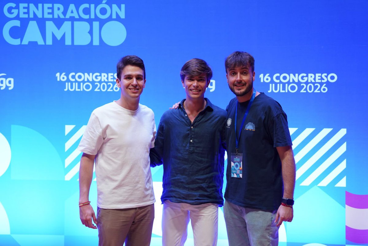 PPMelilla's tweet photo. Hace @Martitaruiz  un balance “muy positivo”  del 16  Congreso de Nuevas Generaciones, celebrado en Valladolid. 

✅ Destaca que #Melilla haya tenido una participación activa a lo largo del encuentro, contribuyendo al debate y trasladando la perspectiva de los jóvenes de la ciudad. 

✅ Pone en valor que #Melilla vaya a contar con una mayor presencia en la organización  nacional.  Y es que, tal y como ha explicado, el joven melillense Luis Ronda formará parte del Comité Ejecutivo como vocal. 

🗣️ “Es una gran noticia. Supone también  un reconocimiento al trabajo que venimos realizando desde Nuevas Generaciones de #Melilla y así han sabido materializarlo desde la Nacional. También seguimos contando en la Junta y Comité con la presencia de lps miembros natos como hasta ahora”, ha añadido. 

✍🏼Noticia ampliada ⤵️
https://t.co/W161EMXvfk