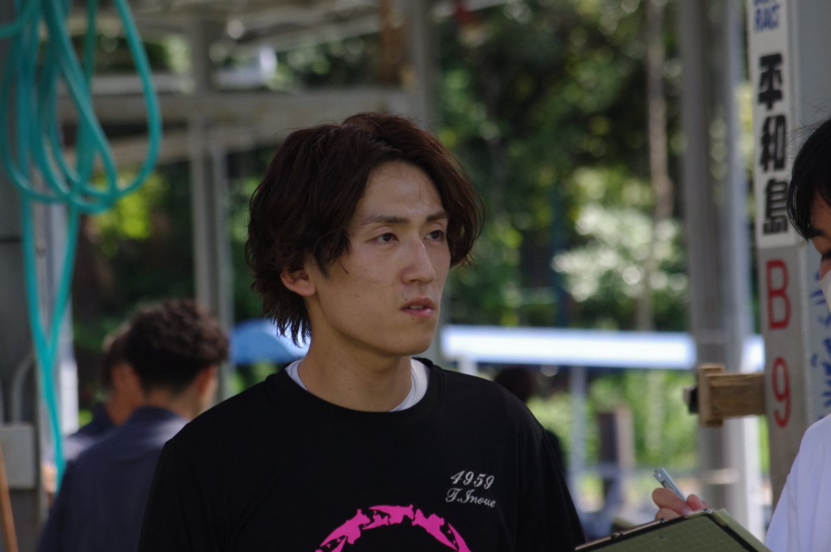 kyo_tei_guide's tweet photo. #井上忠政 選手はダービー勝負駆けの真っ只中

予選ラストは道中猛追で3着入りしましたが、「優出というよりダービーを意識していた」とのこと

「優勝戦に乗れるなら1着しか狙いません！」

と力強い一言も飛び出しました

カドならスリット足を仕上げて得意の一撃を見舞うかも

#ボートレース平和島 https://t.co/D5F1HJlAiD