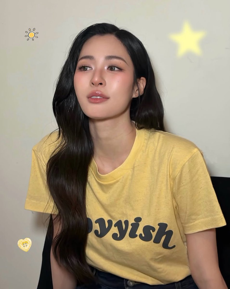 kwongdynasty_vn's tweet photo. From IG nuttyhairr update:

So beautiful, P’Ling ☀️⭐️💛

#หลิงหลิงคอง #linglingkwong https://t.co/SWry0KfV0W