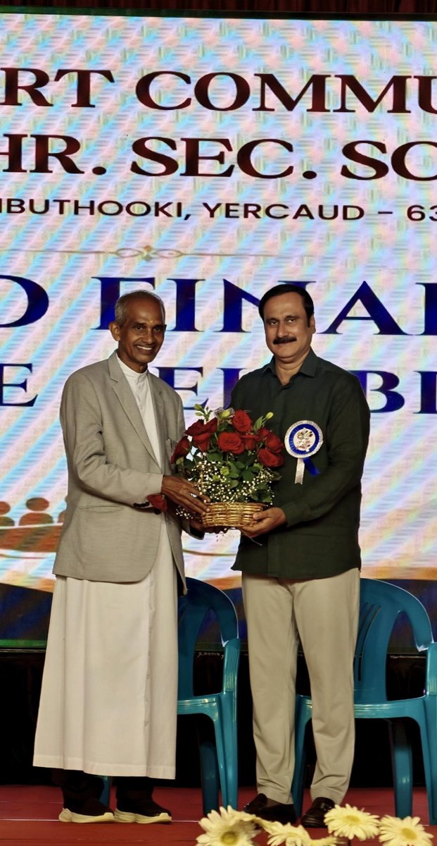 draramadoss's tweet photo. சேலம் மாவட்டம், ஏற்காடு மலையில் கொம்புதூக்கி பகுதியில் அமைந்துள்ள, மான்போர்ட் மலைவாழ் மக்கள் சமுதாய (TRIBAL) நல மேல்நிலைப் பள்ளியில் நடைபெற்ற 25-வது ஆண்டு வெள்ளி விழாவில் சிறப்பு விருந்தினராக பங்கேற்று உரையாற்றிய போது. உடன் பள்ளியின் நிறுவனர், Brother George KJ மற்றும் சிறப்பு விருந்தினர்கள்.!