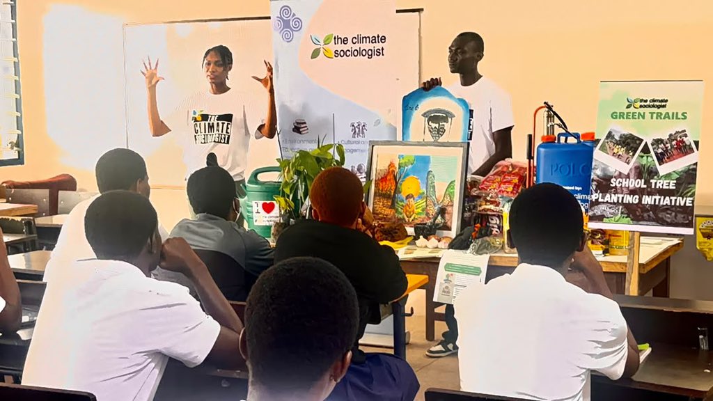 TheClimateSoc's tweet photo. Climate literacy starts in the classroom. 🌍📚

The Climate Sociologist engaged students from Labone SHS, Ebenezer SHS &amp; Odorgonno SHS, inspiring the next generation of climate leaders.

Every lesson today shapes a more sustainable tomorrow. 🇬🇭💚

 #TheClimateSociologist https://t.co/7jQZCkCl4J