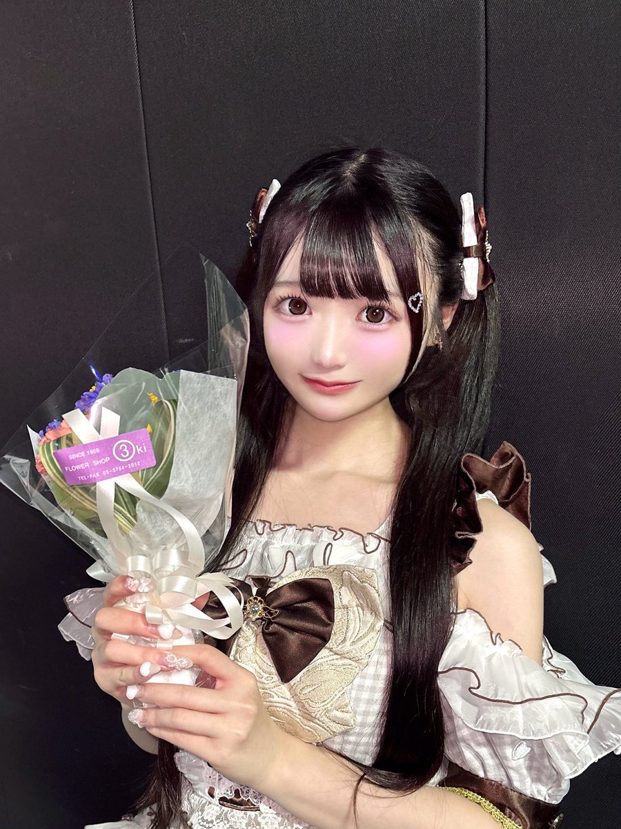 chocolat様 ♡ 専用ページ 1周年ワンマンライブのチケ発開始してるよ