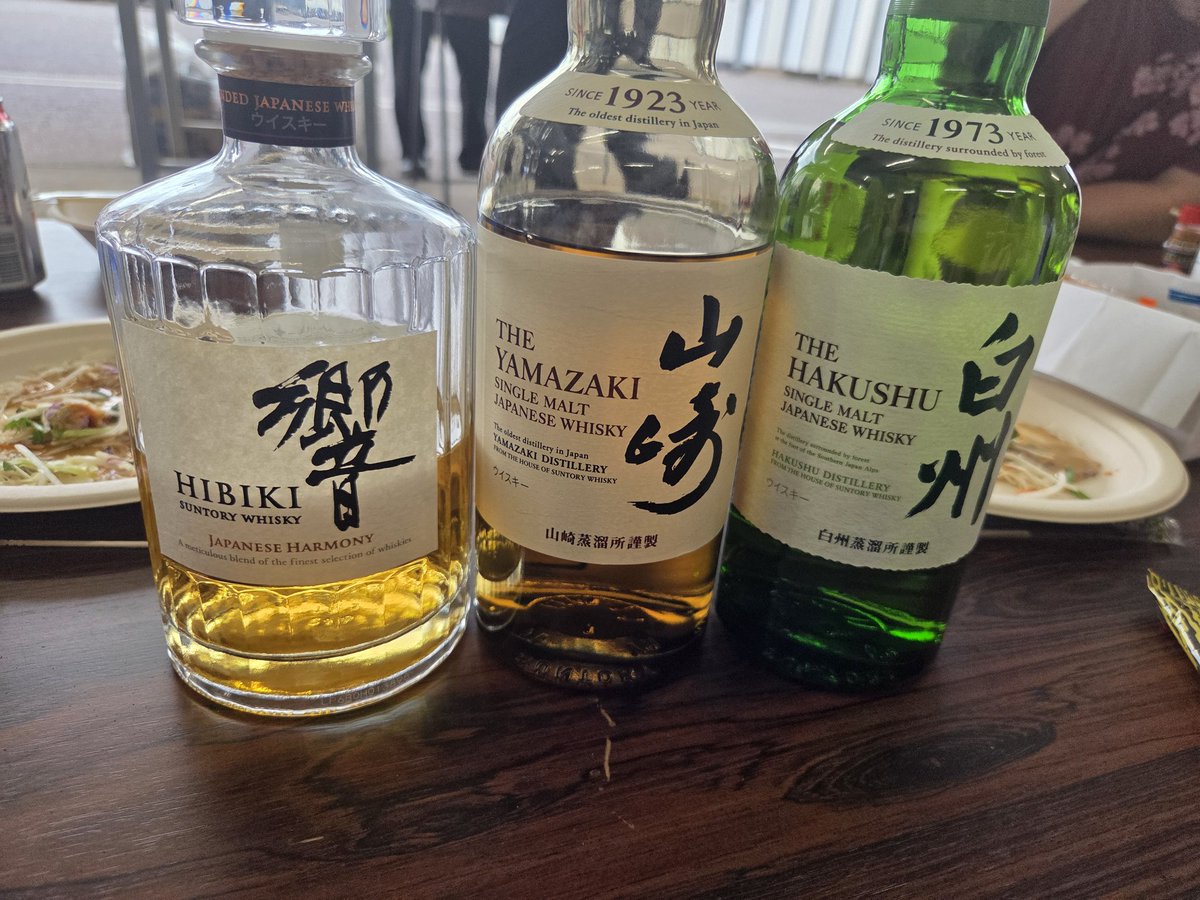Stellar_dq10's tweet photo. 高いお酒いっぱい https://t.co/uSurcIvuAx