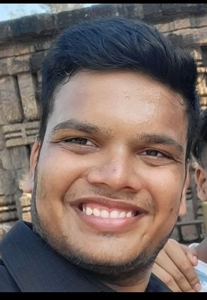 Ekraazz4444's tweet photo. Believe me ,he is a. Gb road ki paidaish 🥳

@elvisharmy se jo bhi esse follow Kia hai wo  unfollow kero abhi ke abhi 🔴
#ElvishYadav #ElvishArmy https://t.co/KVDNiLskQQ