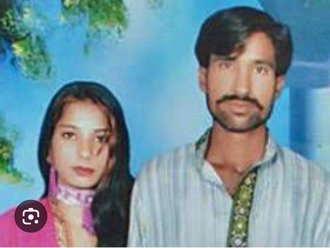 ZarinKhan96's tweet photo. Overturning these final death sentences is a devastating indictment of our highest court.

2/3 @Soniakhan1pak @R1ghts4All https://t.co/hvVflBrljr