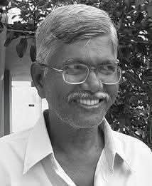 thiruja2009's tweet photo. எழுத்தாளர் பூமணியின் படைப்புகள் என்னுடைய கல்லூரி காலங்களில் அறிமுகமாகின. 'பிறகு', மற்றும் 'வெக்கை'  ஆகிய படைப்புகளின் வழியே அவரது படைப்புலகம் எனக்கு புதுகதவுகளை திறந்தன. அவரை நேரில் சந்திக்க வேண்டுமெனும் விருப்பமிருந்தாலும், இயலாது போயிற்று. மாணவப்பருவத்தில், சமூகம் குறித்த ஆழமான புரிதலைக் கொடுத்து  பண்படுத்திய படைப்புகள் அவருடையவை. 
தமிழ்ச் சமூகத்தின் தனித்துவமான படைப்பாளியாக மிளிர்ந்த தோழர் பூமணிக்கு எனது தலைதாழ்ந்த மரியாதையையும், புகழ் வணக்கத்தையும் செலுத்துகிறேன்.