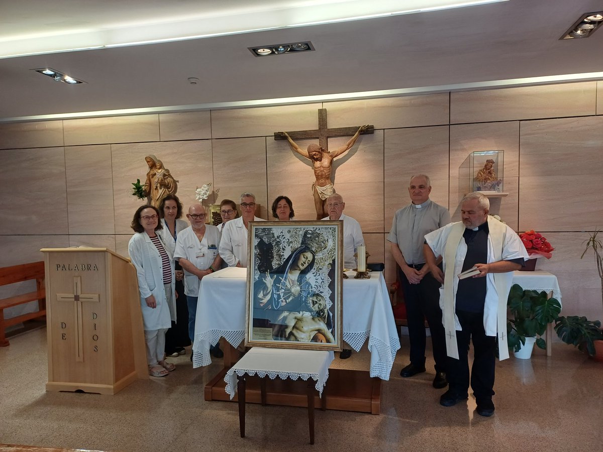 Area2Cartagena's tweet photo. Nuestro sincero agradecimiento a la Basílica de la Caridad, al Hospital de la Caridad y a nuestro capellán. Su colaboración ha hecho posible la donación de un cuadro de la Virgen de la Caridad, patrona de Cartagena, al Hospital Santa Lucía. @Murciasalud
@AytoCTcomunica https://t.co/8CKmZObg2Z