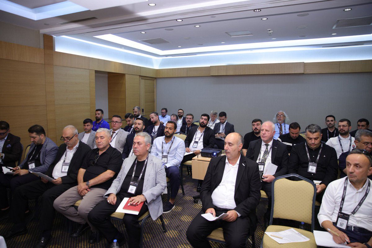 MUSIADMersin's tweet photo. Çalışma ve Sosyal Güvenlik Bakanımız Sn. Vedat Işıkhan'ın teşrifleriyle düzenlenen programa; MÜSİAD Mersin Başkanımız M. Sait Kayan, Başkan Yard. Hayri Topcu, Teşkilat Birimi Başkanımız Ö. Faruk Akbaş ile MÜSİAD Tic. Ajansı Mersin Koordinatörü Turgut Şimşek katılım sağladı. https://t.co/1Q4jwRQsLN