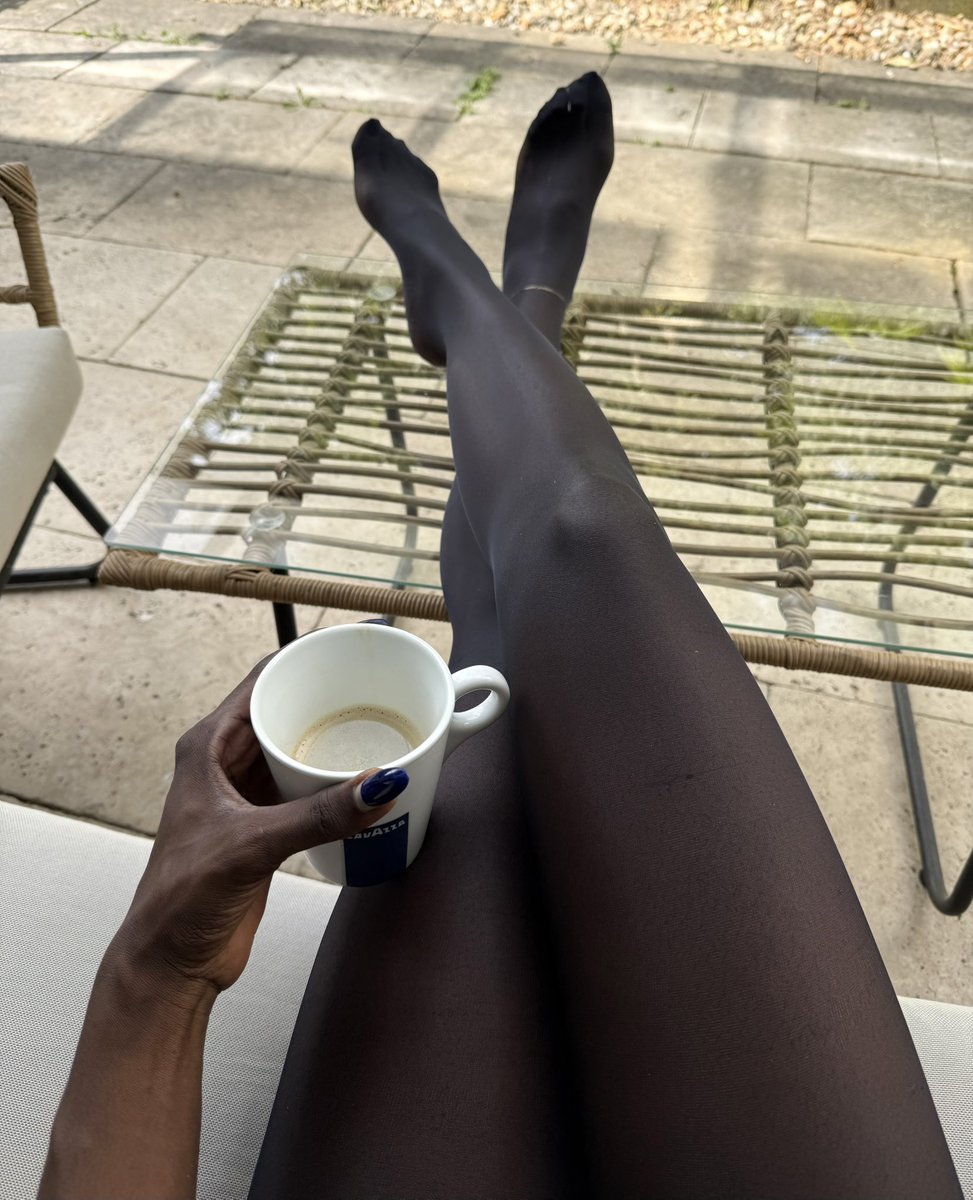 leti_sweeetz's tweet photo. It’s nylons &amp; coffee o’clock! 
Happy New week ❣️ https://t.co/MFH2pYZcTZ