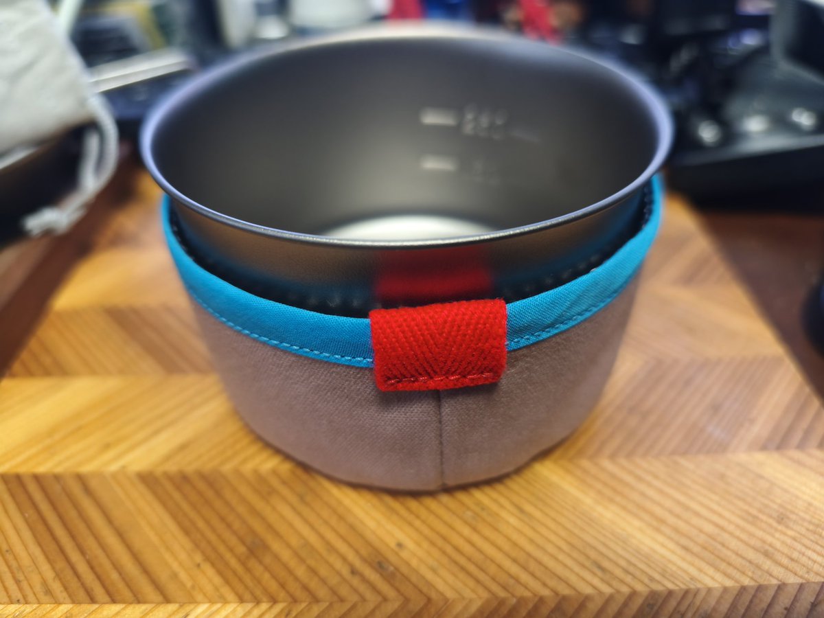 nomodon's tweet photo. Ti400NHコジー
うーん、やっぱかわええ!
ちょっとドラえもんぽい気もするw
アイスコーヒーにピッタリだな(*´ω`*)
#gubigubicozy
#Ti400NHコジー
#EVERNEW https://t.co/0aQAG6vtY4