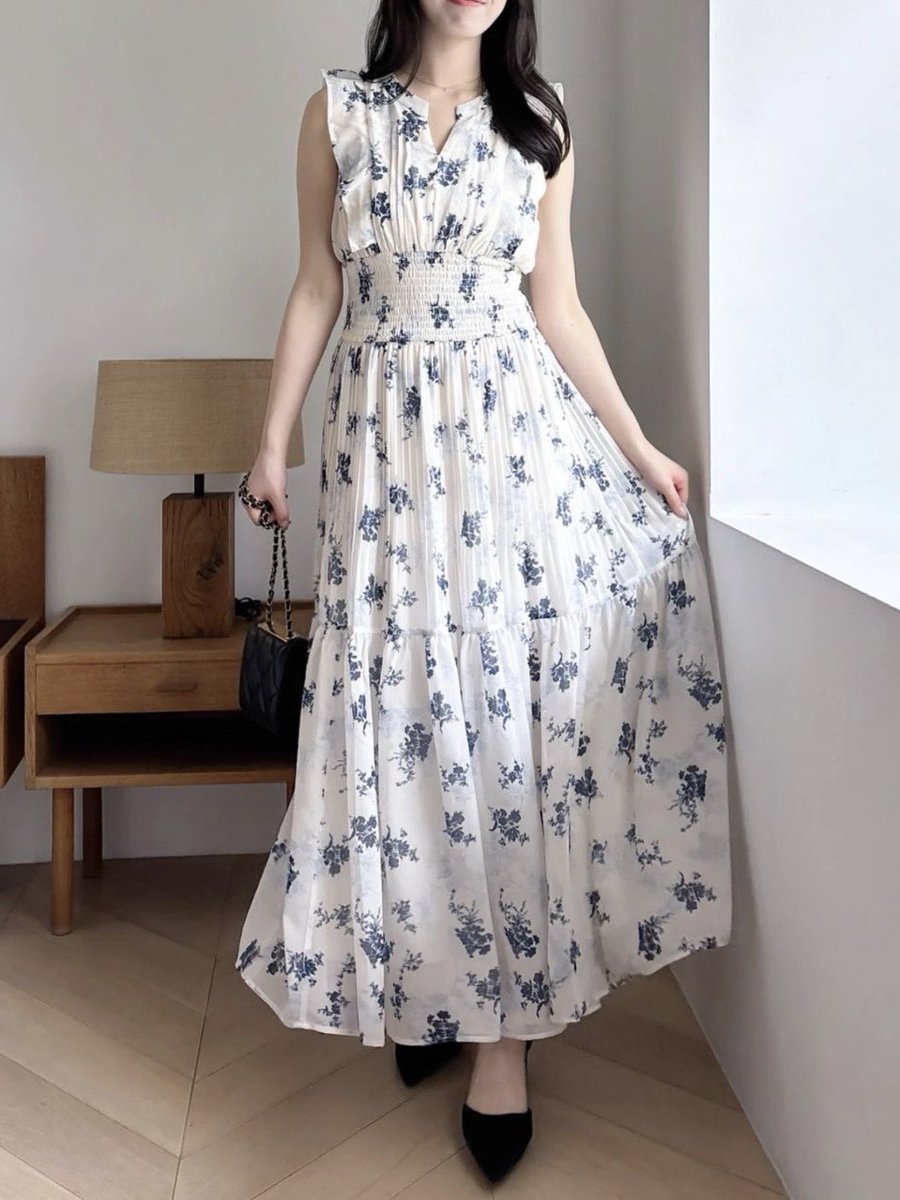 dazzlin 今期新作 プリーツフラワーシフォンワンピース 🌷大人気ワンピース🌷 プリーツフラワーシフォンワンピース ¥14,300 O