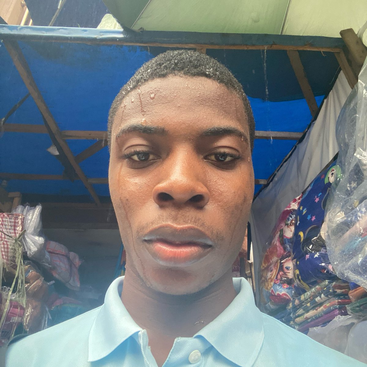 keshdelight's tweet photo. on this day monday July 13th , i was trying to get what I will eat but suddenly the rain started pouring down and unfortunately it rained down on me mercilessly … 
As an ambitious young man full of perseverance , determination and dedication 
I’ll come back here in a year with a brand new car and the rain won’t be able to pour on me again 
Bookmark this 👍🏼