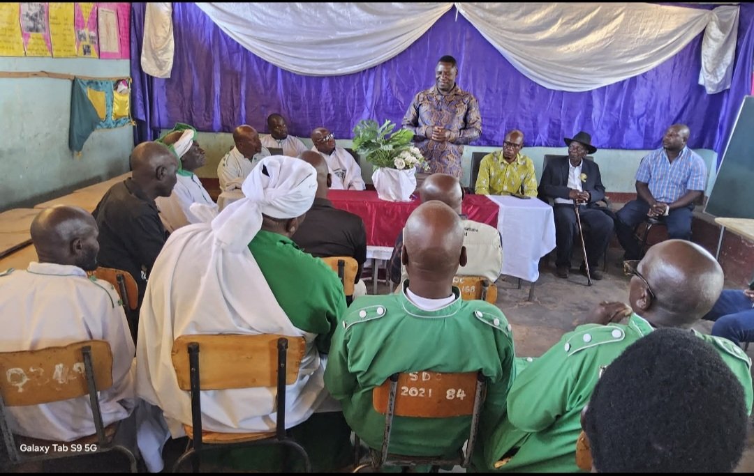 ChrisMagomo's tweet photo. Yesterday, I had the honour of attending the St. John’s Apostolic Church of the Whole World Crusade in Guruve, Mashonaland Central Province.

Mashonaland Central Province highly recognizes the Church as an indispensable partner in nation building. #Vision2030 https://t.co/AAvqi0rhTE