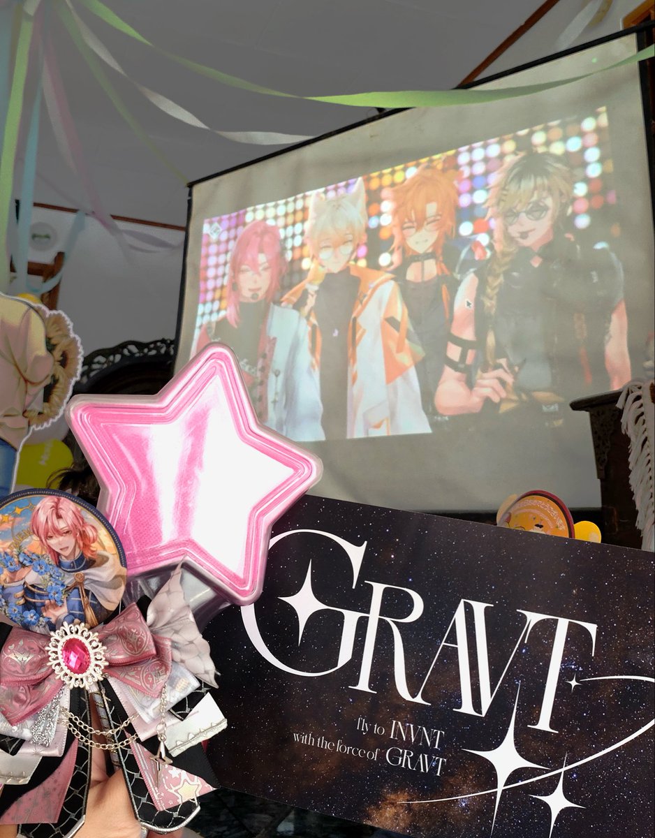 _cimplung's tweet photo. kemarin merayakan ultah dengan orang2 tersayang dan TERIMA KASIHH @gravtch udah ngisi acara &amp; bawain lagu2 dgn bagus banget 🥹✨🫶

I REALLY LOVE the energy that they bring, lagunya, dan gimana GRAVT nanggepin temen2ku yg agak gila 🙈(maaf kami berisik 🤣) https://t.co/b8BdD9GhK1 https://t.co/drDs0RH7w1