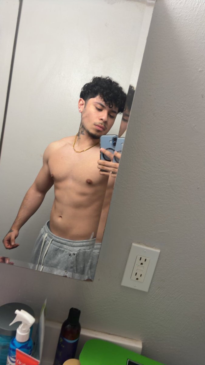 vicdik2big's tweet photo. Lil photo dump🤙 https://t.co/gk1XuNLcOn