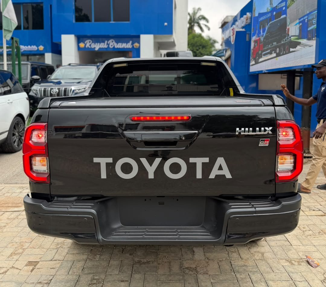 CNwanbueze's tweet photo. 2023
Toyota Hilux Adventure
Bulletproof Fully Armored
V6engine.
#140M
Abuja
📞 08169802279 WhatsApp or Dm
Kindly repost for customers 🙏
#Abujacommunity #Lagos #MondayMotivation Happy New Week Waec https://t.co/GLkuhDMWPF