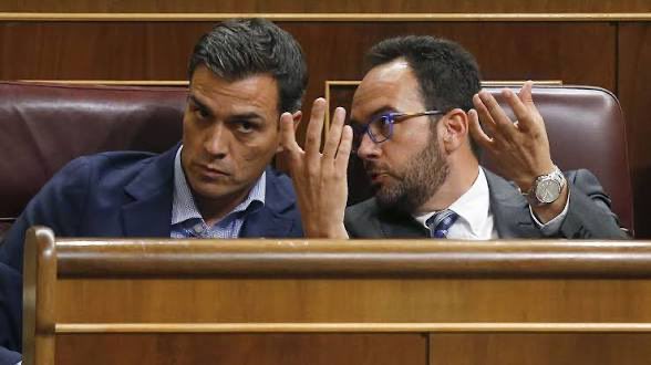 MPSnoserinde's tweet photo. LA UCO CONECTA A FERRAZ CON LA MONCLOA | LOS AGENTES SITÚAN A ANTONIO HERNANDO EN EL ORIGEN OPERATIVO DE LA TRAMA 🚨🏛️🔎

La implicación de Antonio Hernando en la reunión fundacional con Leire Díez desvela la sincronización entre el núcleo estratégico del Gobierno y la maquinaria del partido en plenos días de reflexión de abril. 

No estamos ante un simple encuentro de pasillo, sino ante la prueba documental de que el Gabinete de la Presidencia operó como el cerebro logístico para coordinar el asalto a las instituciones y el control de entidades estatales. 

El hallazgo dinamita el cordón sanitario con el que el Ejecutivo pretendía aislar las responsabilidades en Ferraz, demostrando que la hoja de ruta de las adjudicaciones bajo sospecha fue diseñada directamente desde el círculo de confianza más íntimo del presidente.

Conclusión: la presencia del número dos de la Moncloa en el acta de la UCO unifica penalmente el aparato gubernamental con la red societaria investigada por la Audiencia Nacional, inhabilitando la coartada de la ignorancia y situando el origen de las órdenes en la cúspide del poder del Estado.