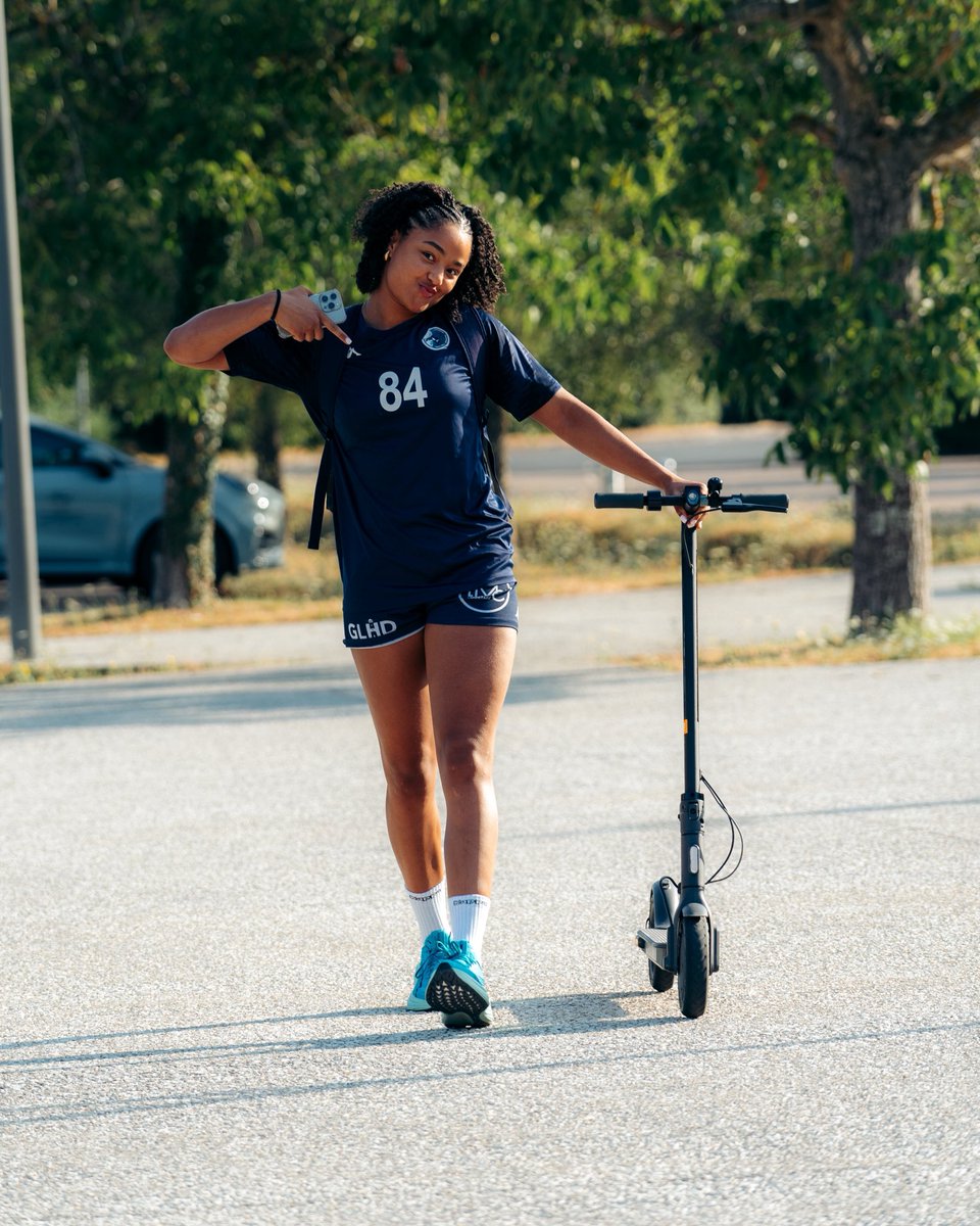 CTHandBall tweet picture