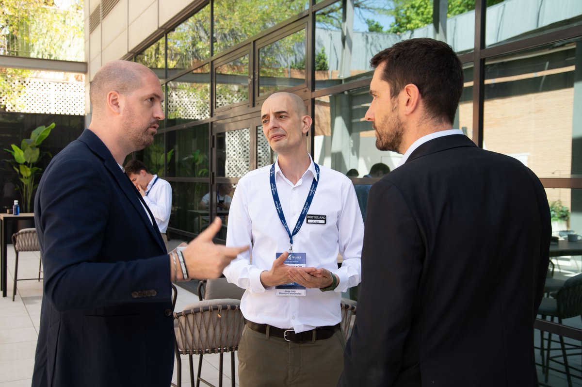 tech4fleet's tweet photo. Esa es la razón por la que seguimos apostando por un formato donde las conversaciones tienen tanto protagonismo como el contenido del escenario. 💙

#Tech4Fleet2026 #Fleeters #GestiónDeFlotas #MovilidadProfesional #LaSalaDeControl https://t.co/h6ZPnl7t50
