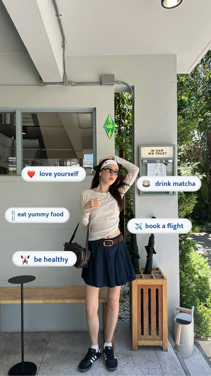 tamjaichunbkk's tweet photo. วันก่อนไถ ตต เห็นเค้าแต่งรูปแนว the sim 🍏🫶🏻อยากลองบ้าง เลยไปกดหา template ใน แอป epik แล้วด้วยอะ (ฟรีด้วย) แต่งไปลงสตอรี่ โคตรน่ารัก 🤏🏻 https://t.co/Lob9a4rrqw