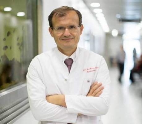 Focahaberleri's tweet photo. “Eğilmeyen Aidiyet: Sinan Salkoviç” kitabı çıktı! https://t.co/bqmg94pLg4 https://t.co/BgtwTJWPgf