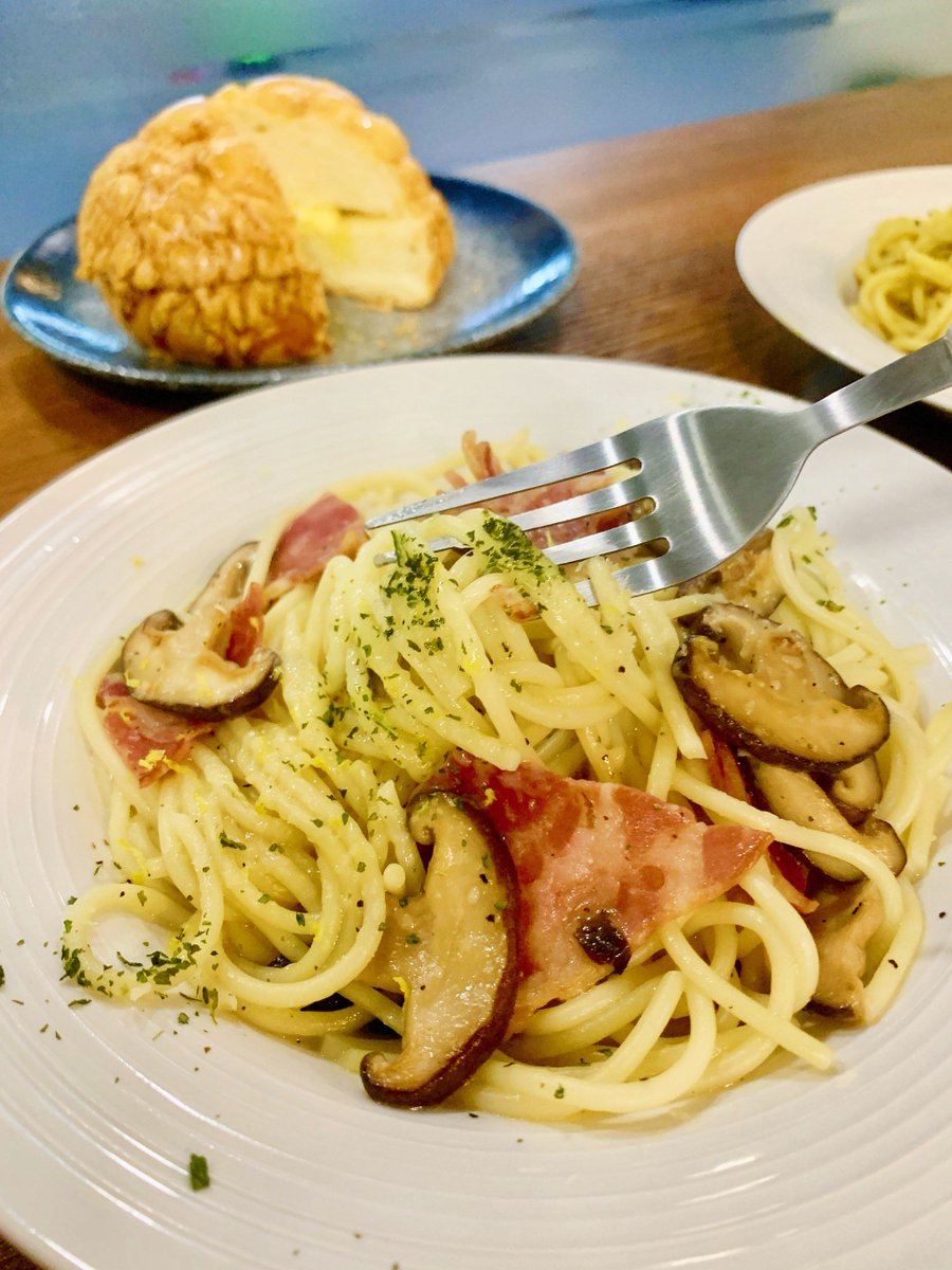 janghui54148429's tweet photo. Homemade garlic butter mushroom pasta  Creamy, garlicky, ready in 15 mins—perfect busy-week win! #HomeCooking #QuickMeals， https://t.co/T3BO6IASYG