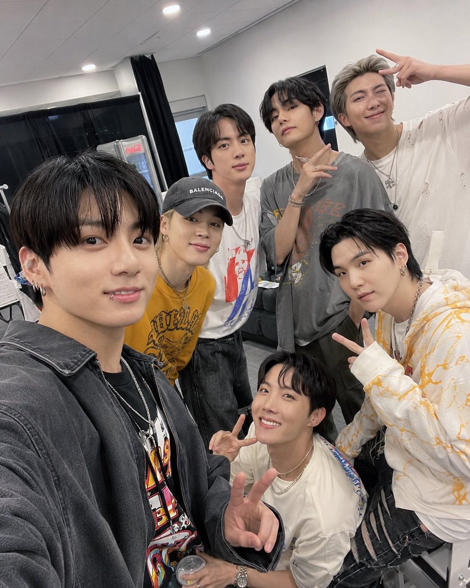realsugabts100's tweet photo. Hey everyone, take good care of yourselves. We are getting ready for the concert now I’m going to post again after the concert.💜💜💜💜💜💜💜💜💜 https://t.co/RBjRs38kEd