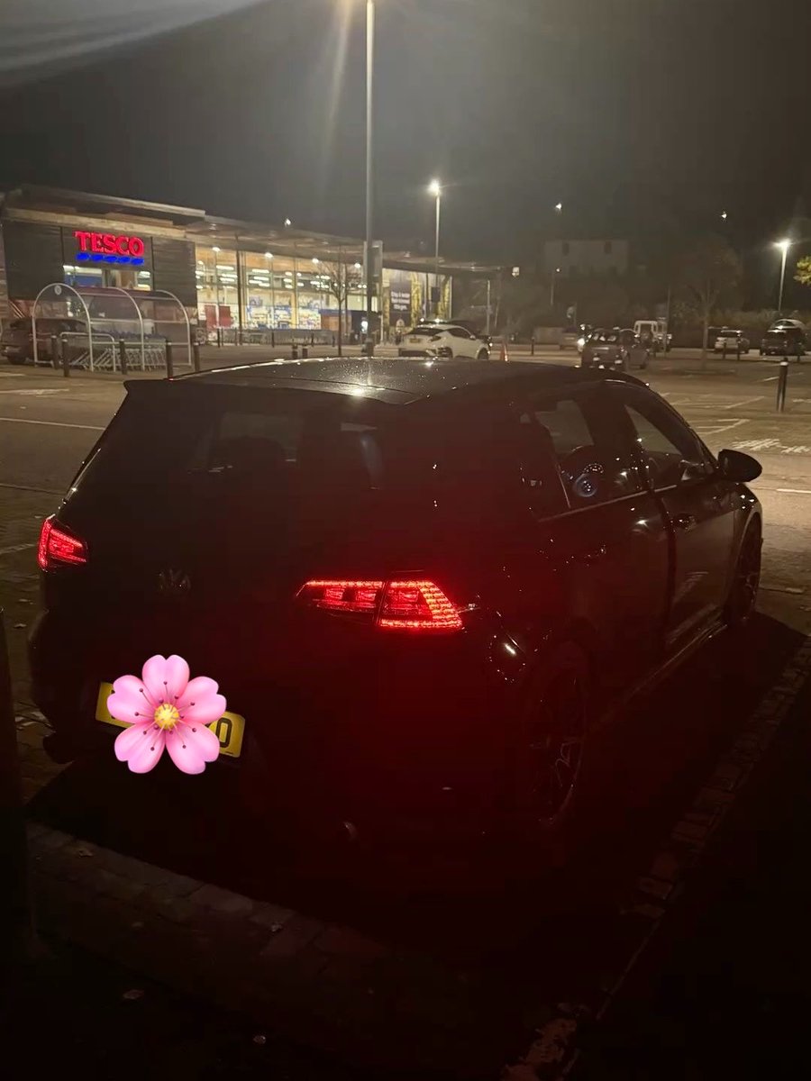 miakaaii's tweet photo. Ever had car sex before 🤭🤤

#carsex #public #asian #content https://t.co/r3GmBhIpKc