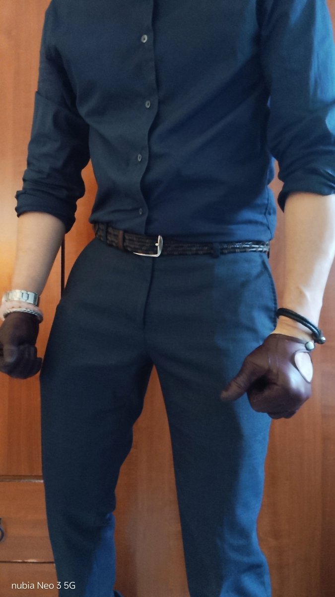 phking74's tweet photo. ⭒✴︎💙∪ ⃝␥𝓦𝒾𝓉𝒽 𝒶𝓁𝓁 ℳ𝓎જ⁀➴⋆♠🂱⭐︎
#gayfetish #nylonlover #pantyhoseformen #gloves #sheersocksfetish #toughglove #dentsglove #nylonsock #seikosamurai https://t.co/2aDMctGwR1