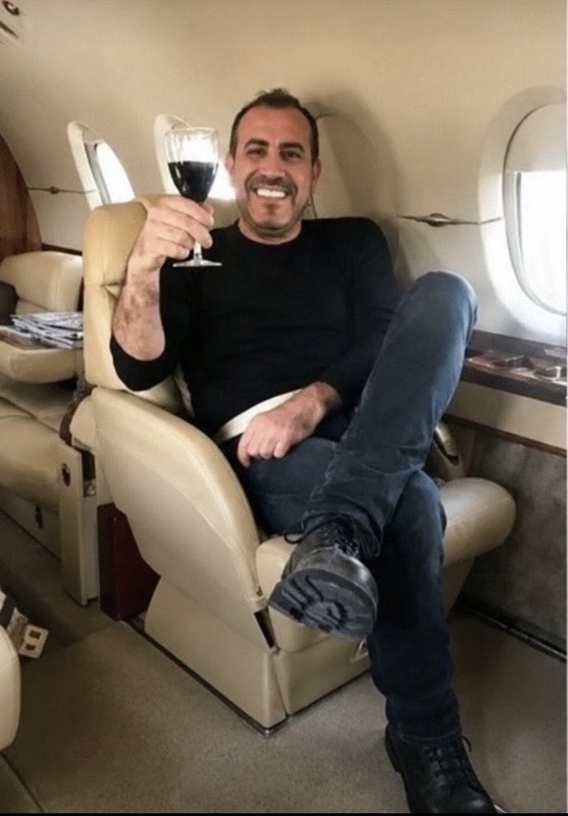 FUATUGUR's tweet photo. Yatacak yeriniz yok.
Mide kanseri olduğumu söyle.
Ağlayarak bana mesaj at.
Athena Gökhan online mı?
Hazal Kaya?
Pelin Batu?
Ece Üner?
Tarkan?
Fatih Portakal?
Fatih Altaylı?
Ve diğerleri…
Lütfen utanın yahu artık lütfen!
Ne olur!
İnsanlık adına, insan zekasının bu kadar yerlerde sürünmediğini kanıtlamanız gerek.