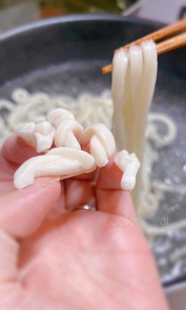colors_ai's tweet photo. 四国旅行楽しみすぎネイル✨
シンプルにうどんにネギを添えました。うどん、イエベに馴染んでかわいい☺️ https://t.co/DXmLr3ZQGl