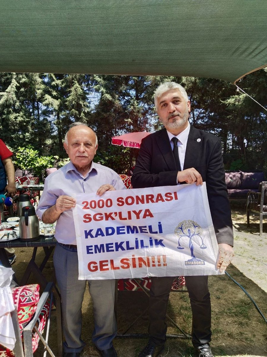 EmadDernegi's tweet photo. 📍 EMADDER - İSTANBUL SULTANGAZİ İLÇESİ SAHA ÇALIŞMASI

@_erkutylmz
@raltansgazi

Emeklilikte Adalet Derneği Yönetim Kurulumuz, İstanbul Sultangazi Kent Gönüllüleri Platformu (SUKEP) tarafından düzenlenen programa katılım sağlamıştır.

Program kapsamında;

🔹 Yiğitbay Yapı ve İnşaat Yönetim Kurulu Başkanı, İnşaat Mühendisi Sayın Hikmet Bayraklı, Başkan Yardımcısı Sayın Mehmet Yılmaz ve Yılbay Şirketler Grubu Yönetim Kurulu Başkanı Sayın Erkut Yılmaz,

🔹 1999-2019 yılları arasında Sultangazi Cebeci Mahallesi Muhtarlığı görevini başarıyla yürüten, hizmet insanı, kıymetli büyüğümüz Sayın Zeki Yıldız,

🔹 Gelecek Partisi Sultangazi İlçe Başkanı Sayın Ramazan Yıldırım,

🔹 SUKEP Genel Başkanı Sayın Ramazan Altan

ile bir araya geldik.

Nazik ilgileri, samimi sohbetleri ve misafirperverlikleri için kendilerine teşekkür ediyoruz.

Saygılarımızla,
Emeklilikte Adalet Derneği

@EmadDernegi
@EMADDER_KADEME
#KademeHakkınıİstiyor