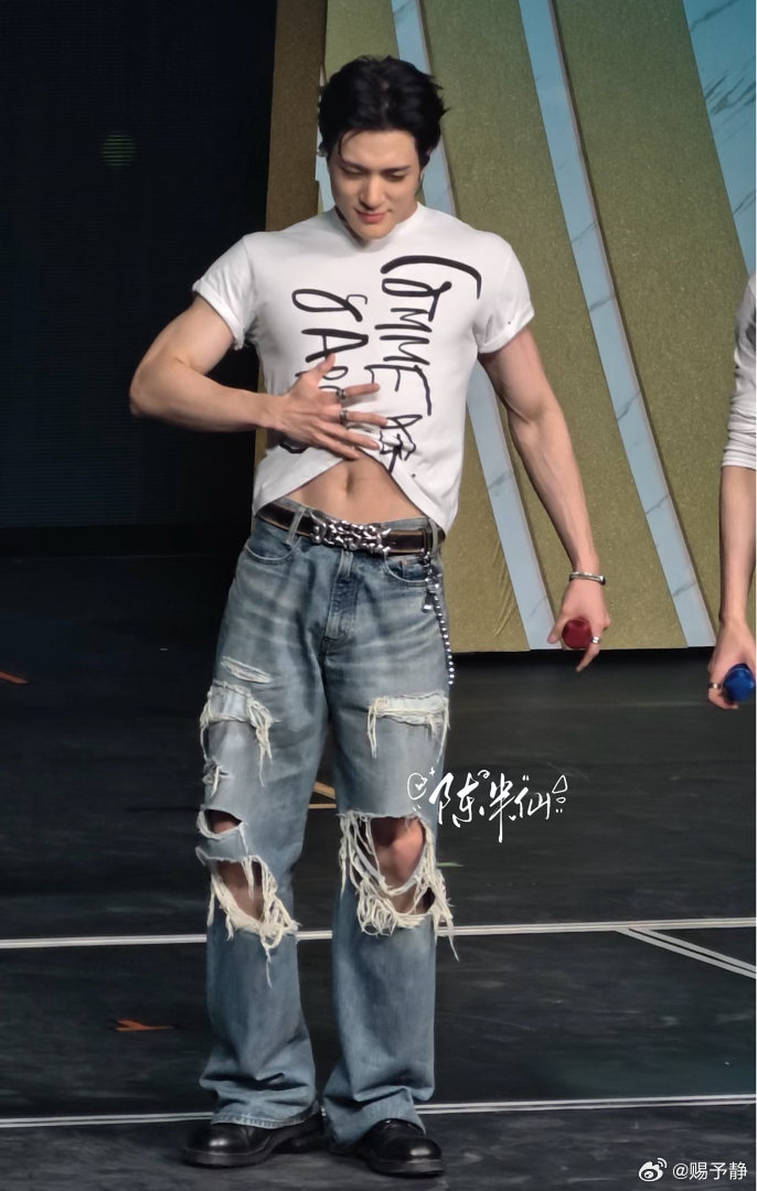 Jaemjen00z's tweet photo. 😭

#JENO　#제노
#NCTJNJM

cr:赐予静 https://t.co/TZgvrpmzJW