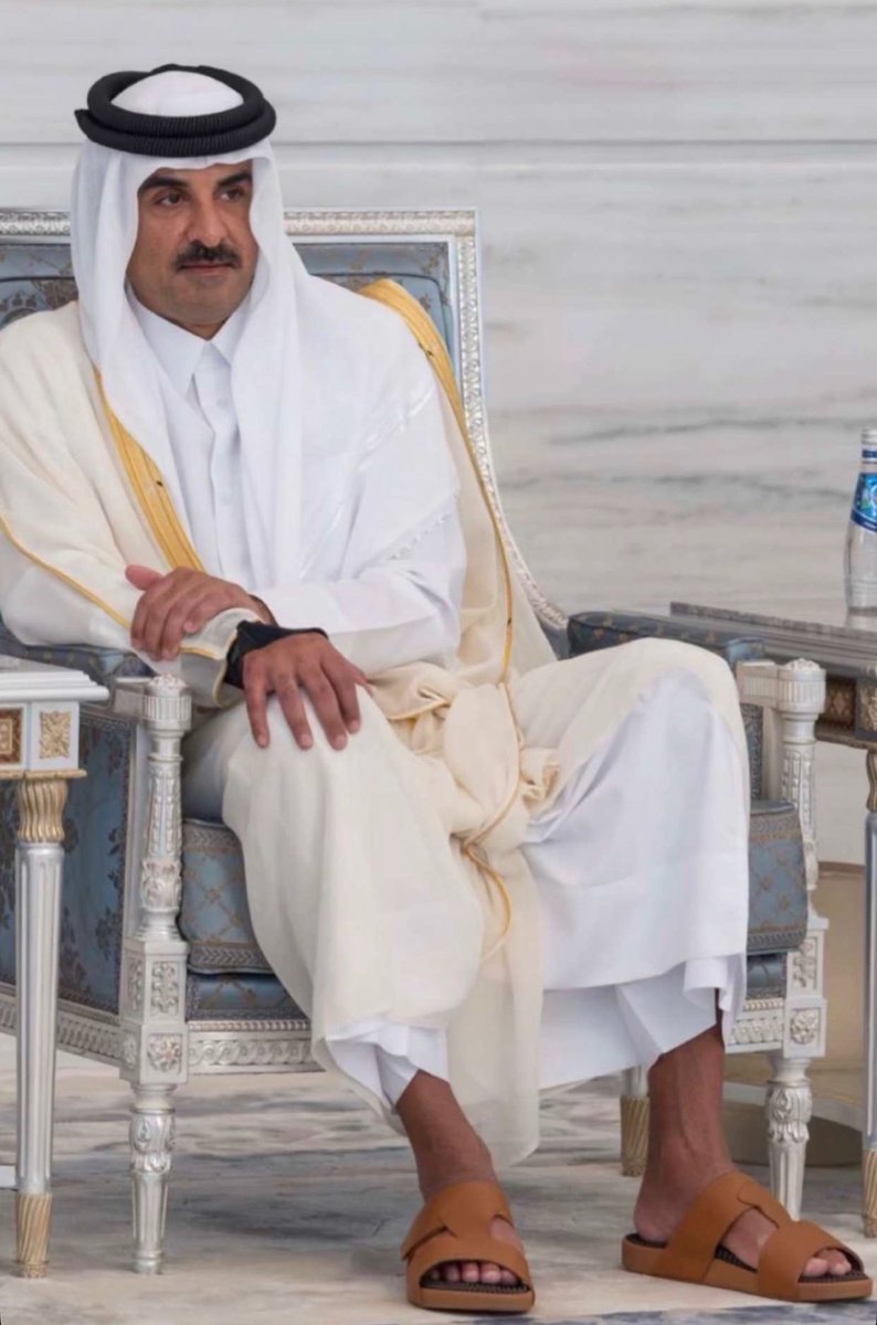 q6r_34's tweet photo. اسمله عليك واسمله على قلبك من كل حزن 🥺💔💔

. https://t.co/efn66Y2qpl
