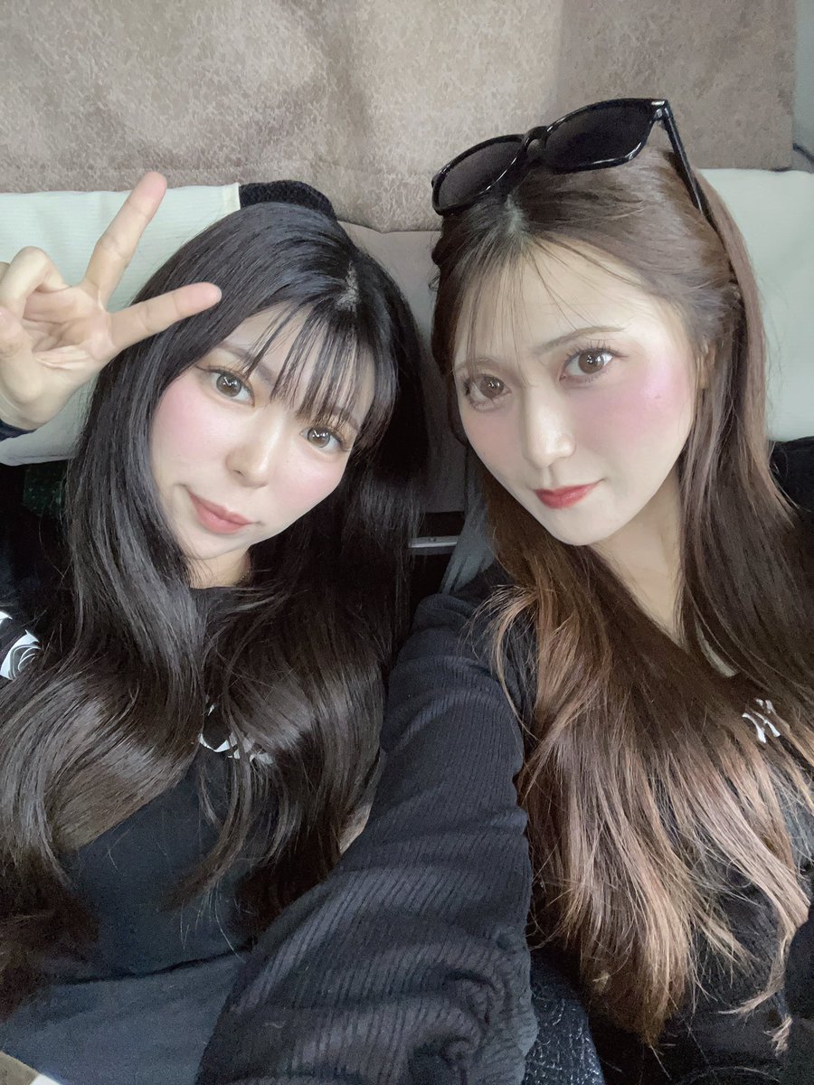 naapoke's tweet photo. ソナポケmeeet香川
ライブハウス最高すぎた😳💘
めちゃくちゃ楽しかった🐰🩷
このキーホルダーお気に入り🫡笑
@kodaisonapoke https://t.co/AVTY5bojdu
