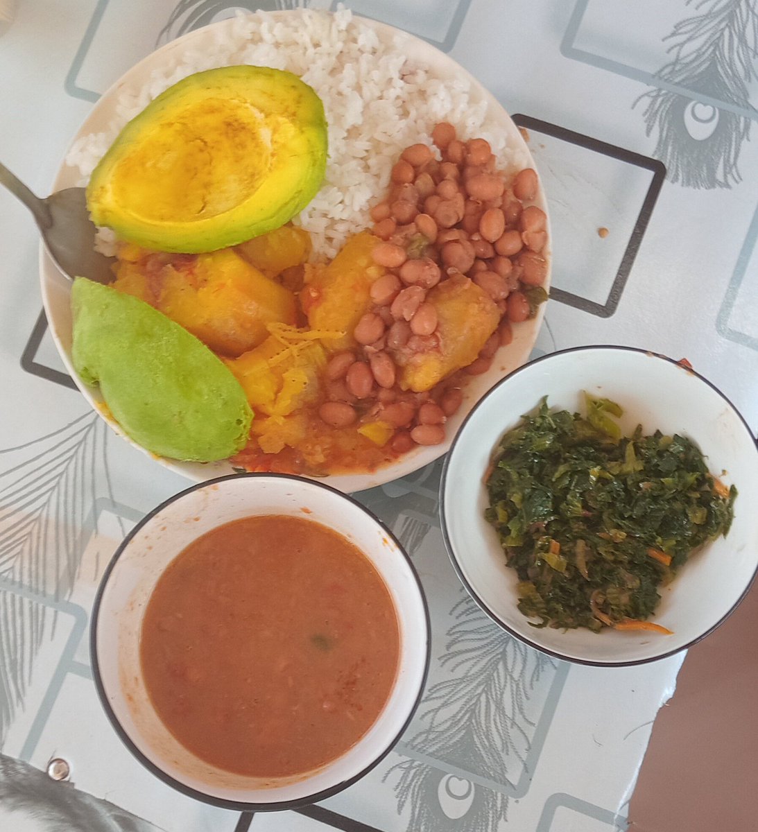 Its_machii's tweet photo. Hivi mamantilie wa bukoba wanapata faida kweli?  Et hapa ni bukujero😋 https://t.co/HfvOmPrCh9